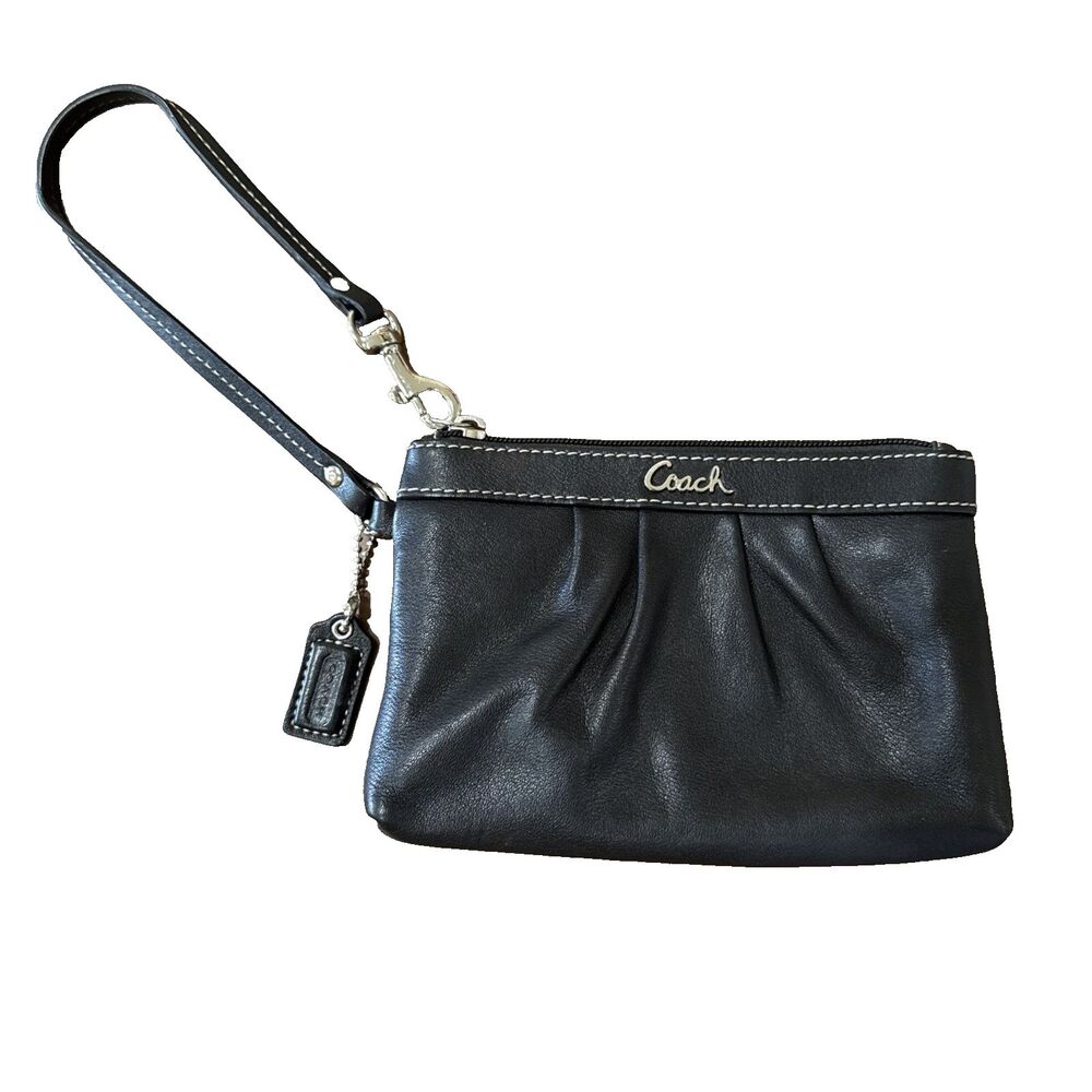 Coach Black Soft Leather Pleated Wristlet Pouch Coin Purse Zip Small Bag Logo